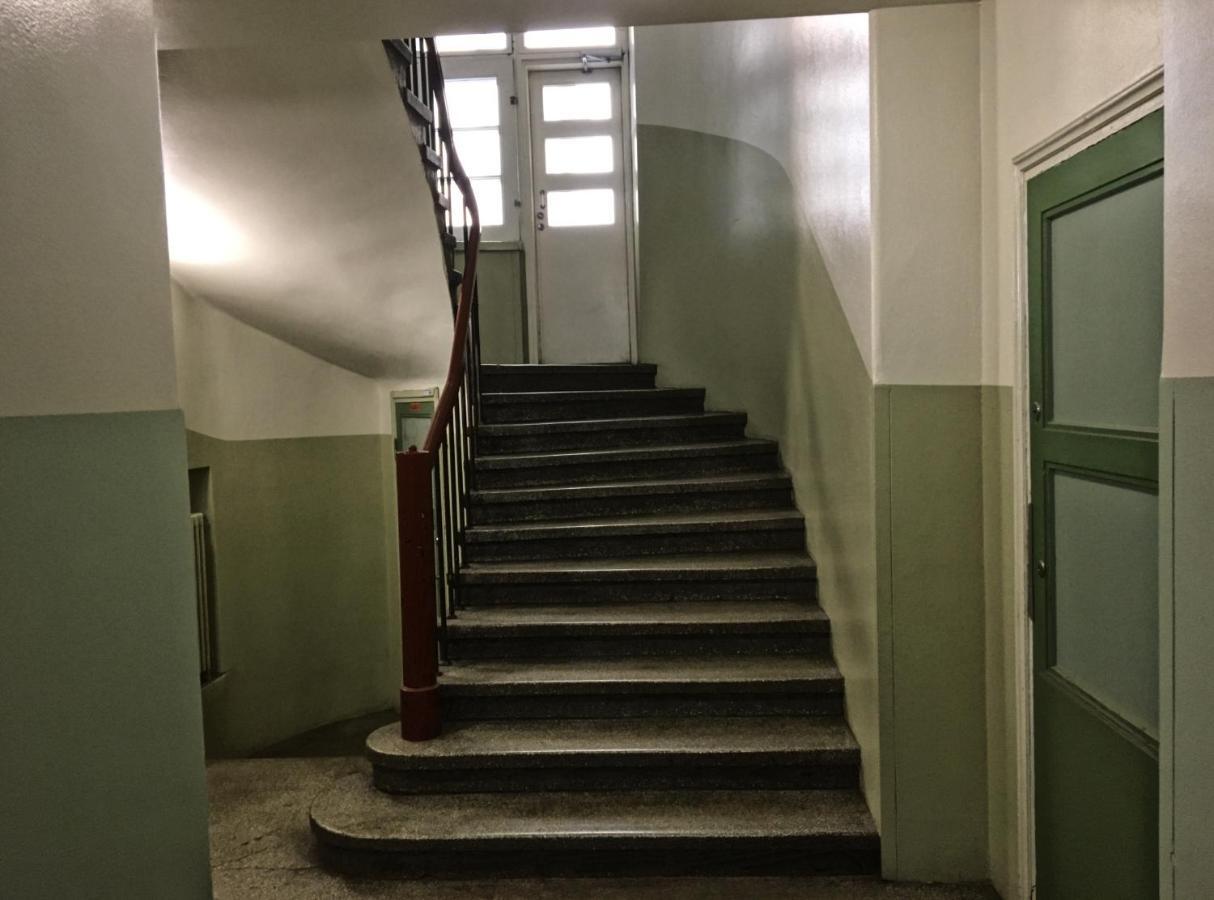 Small Studio Apartment Nearby City Centre ヘルシンキ エクステリア 写真